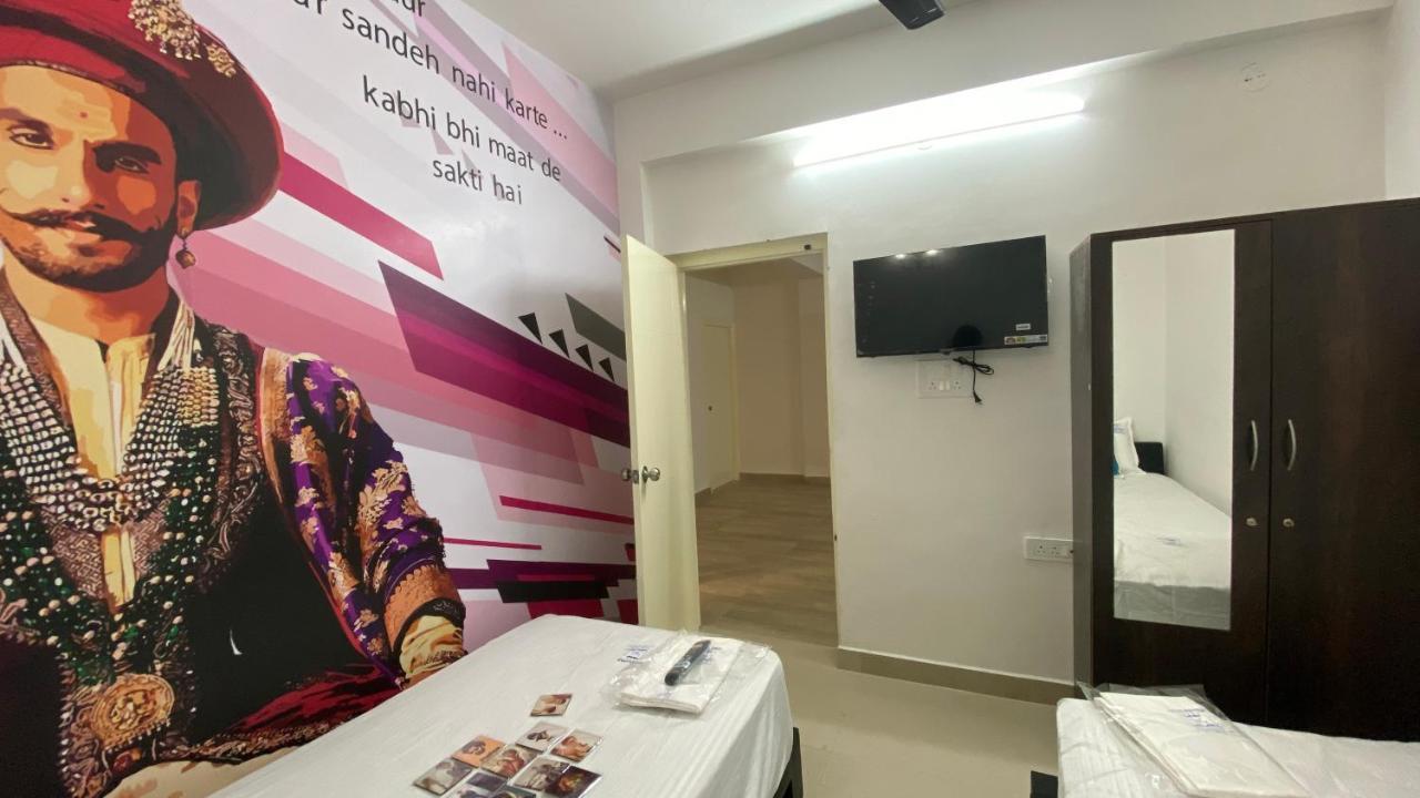 C Suites - Royal Homes II Short & Long Stays 벵갈루루 외부 사진
